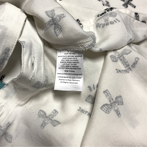 Junk Food Blonde Camp Fun Time button down high low dress. Size Medium 🎵🎸 - Picture 11 of 11